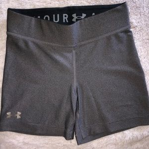 Under Armour womens shorts size S